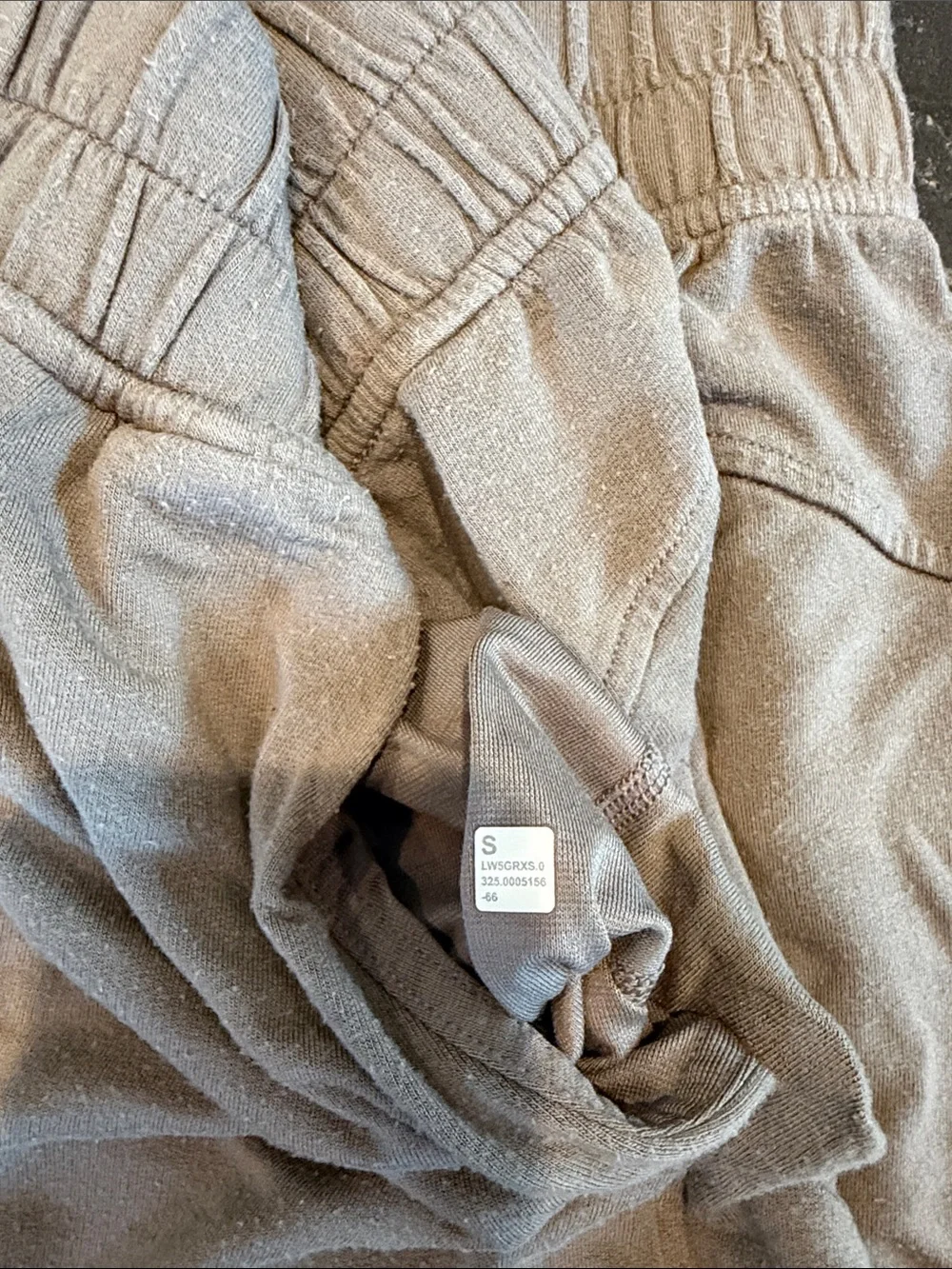 Lululemon BeCalm Mid-Rise Wide-Leg Pant Warm Ash Grey size S